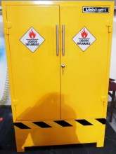 gabinete-porta-liquidos-(2)
